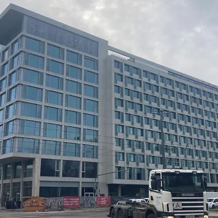 Naehe Hauptbahnhof & Ece-Center, Smart Tv Lejlighed Karlsruhe Eksteriør billede